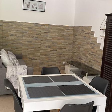 Villa Serenice - F2 Au Calme, Climatise, Wifi Et Parking Gratuit Esterno foto