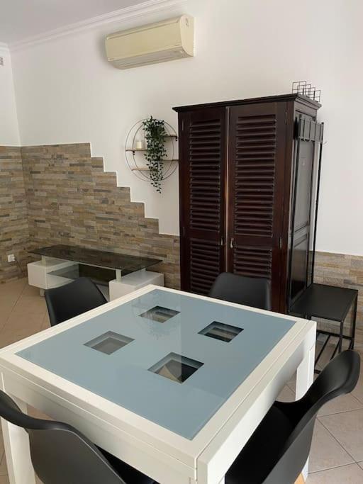 Villa Serenice - F2 Au Calme, Climatise, Wifi Et Parking Gratuit Esterno foto